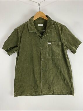 Saturday NYC Corduroy Short Sleeve Shirt - Olive Green men’s Size medium